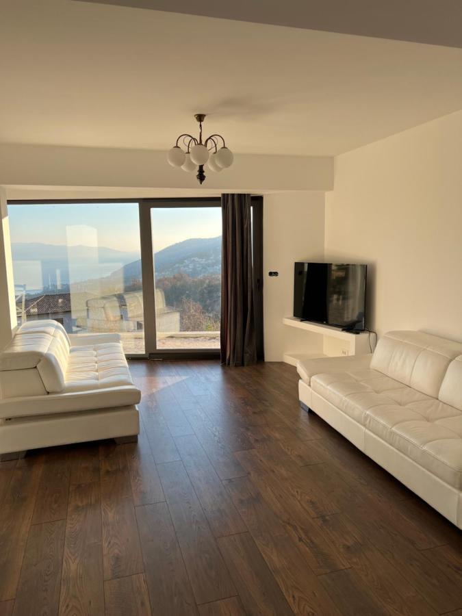 Apartment Nave Icici Exterior photo